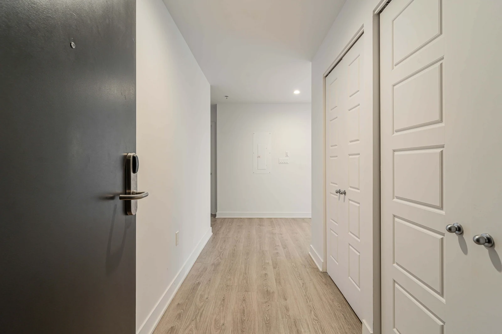8300 Boul. St-Laurent — photo 2