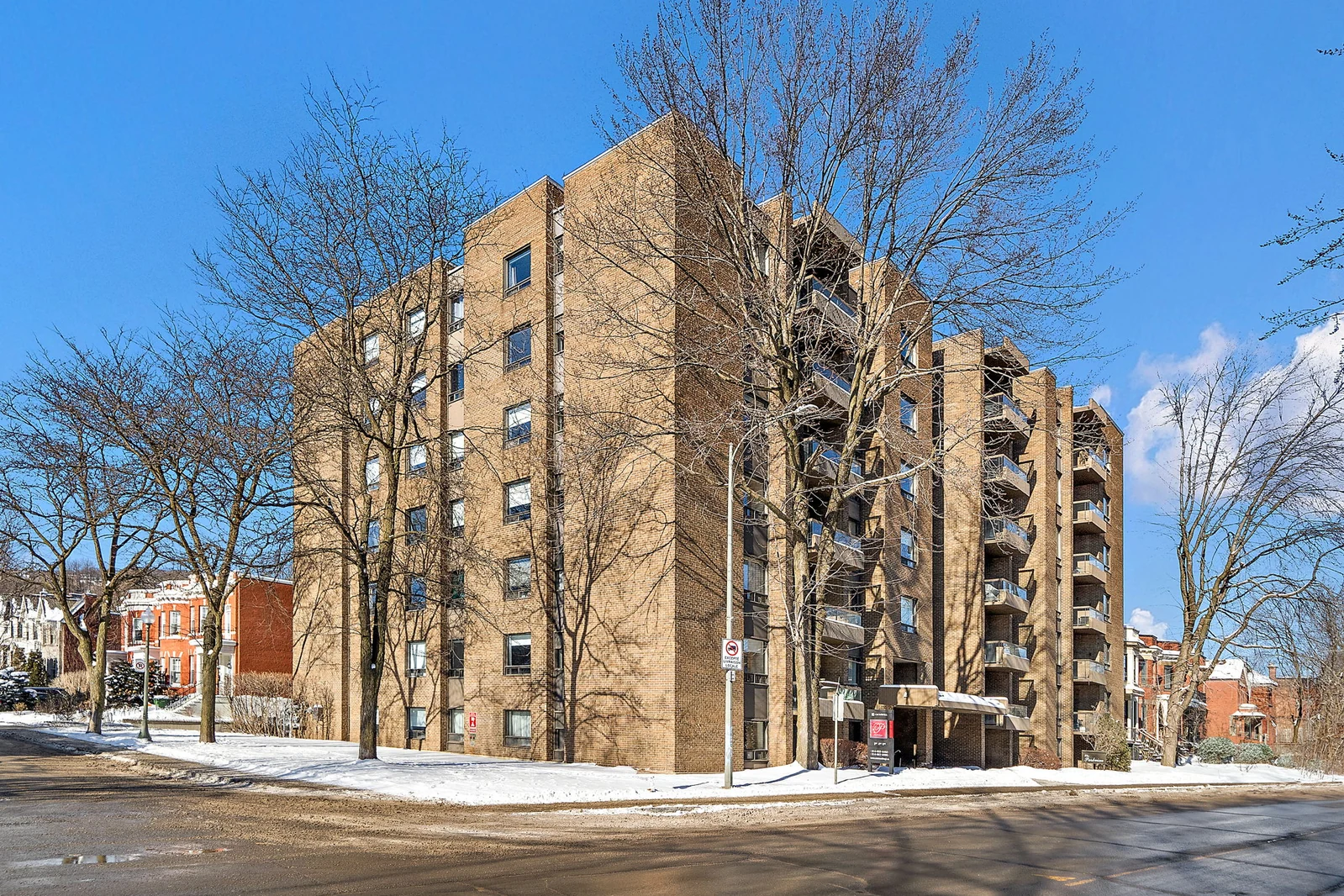 4501 Rue Sherbrooke O. — photo 2