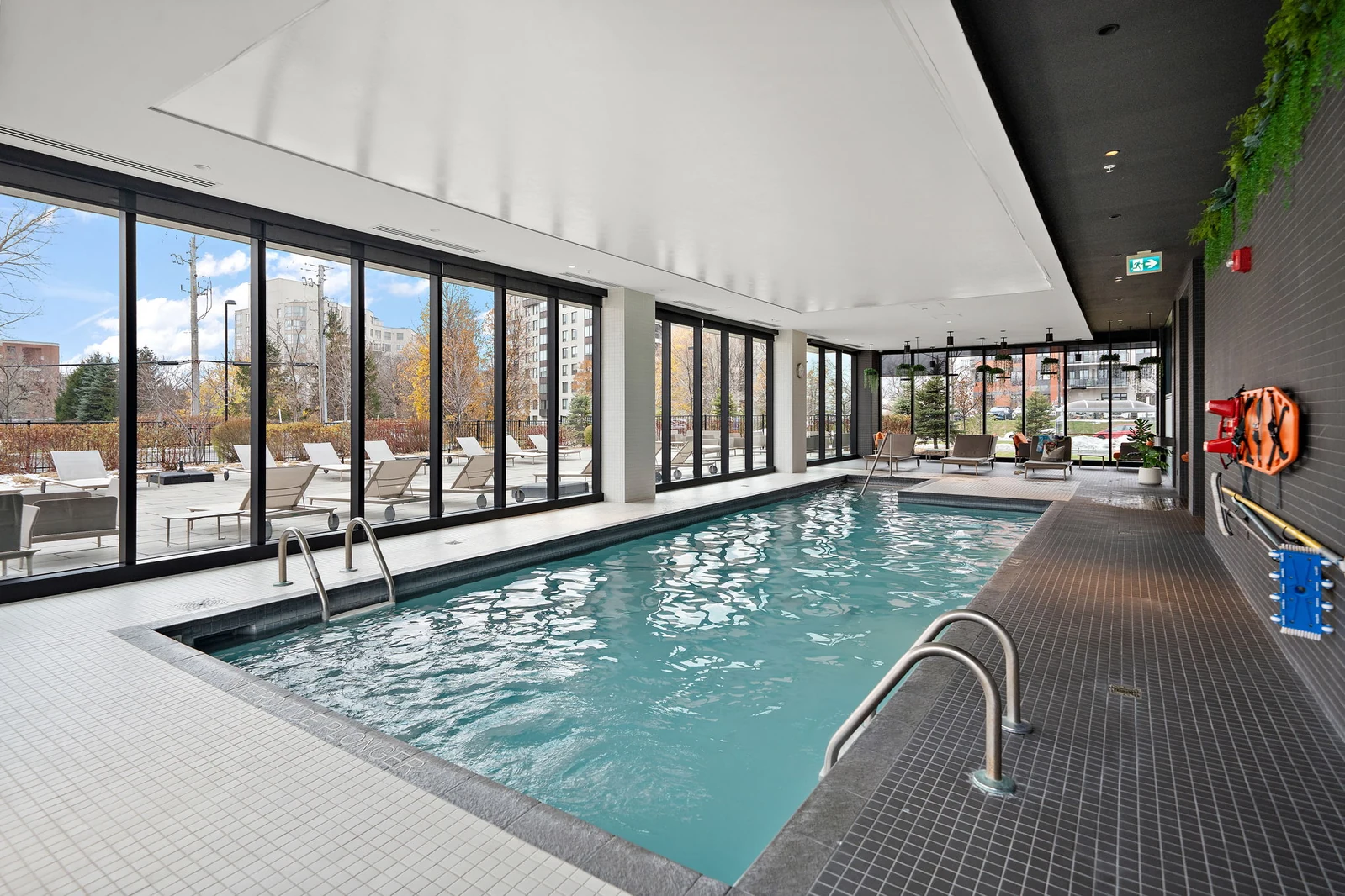 8405 Rue St-Charles — 2