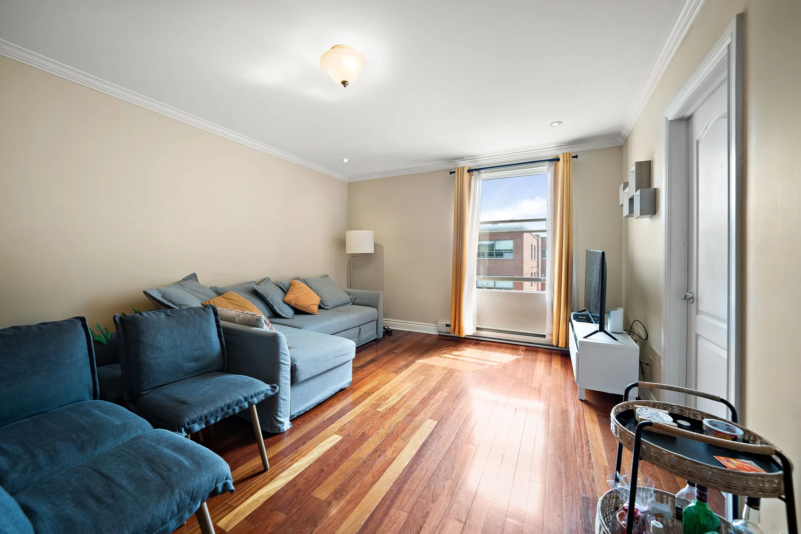 369-371 Av. Clarke — 2