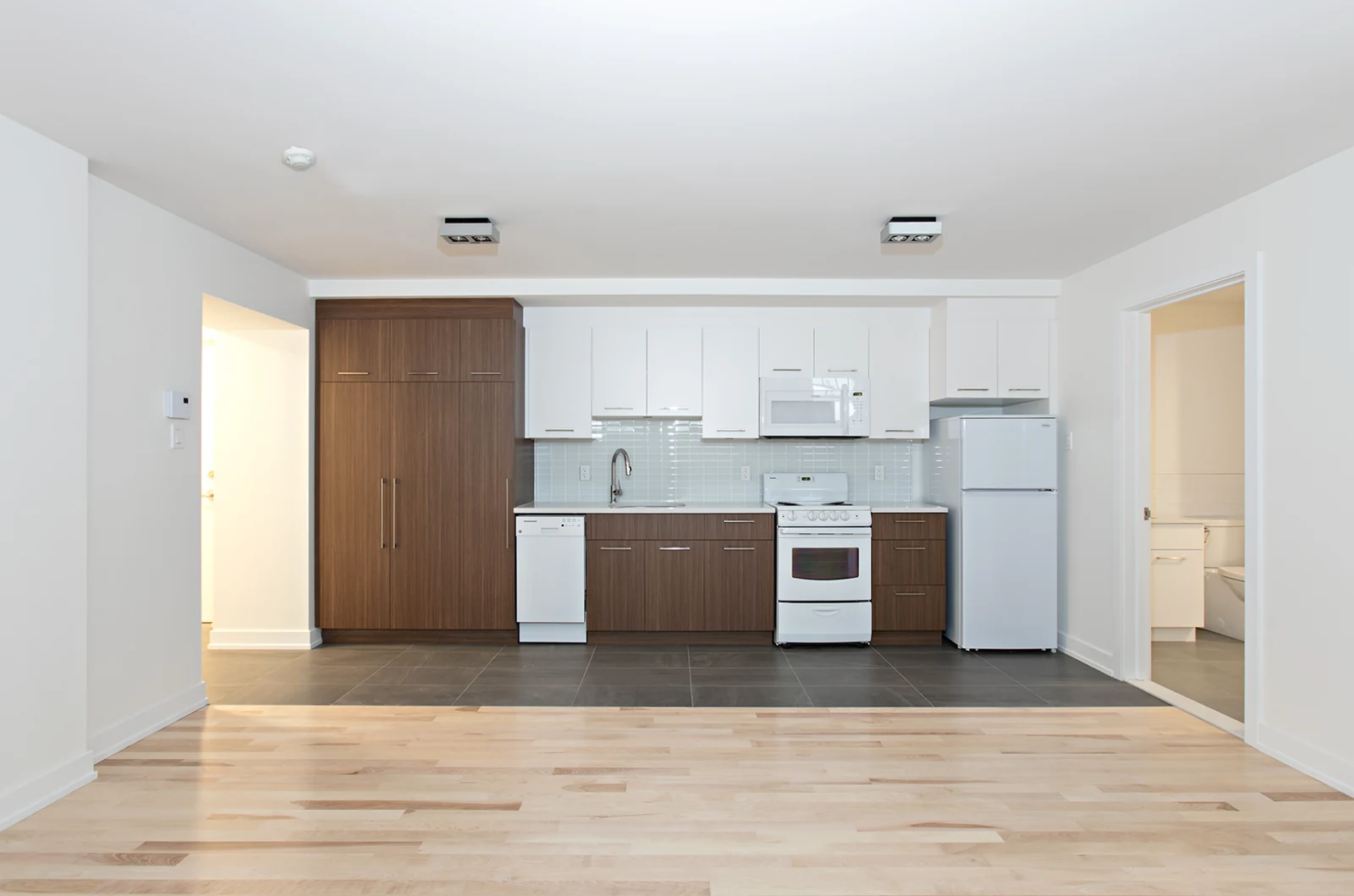 3025 Rue Sherbrooke O — 2