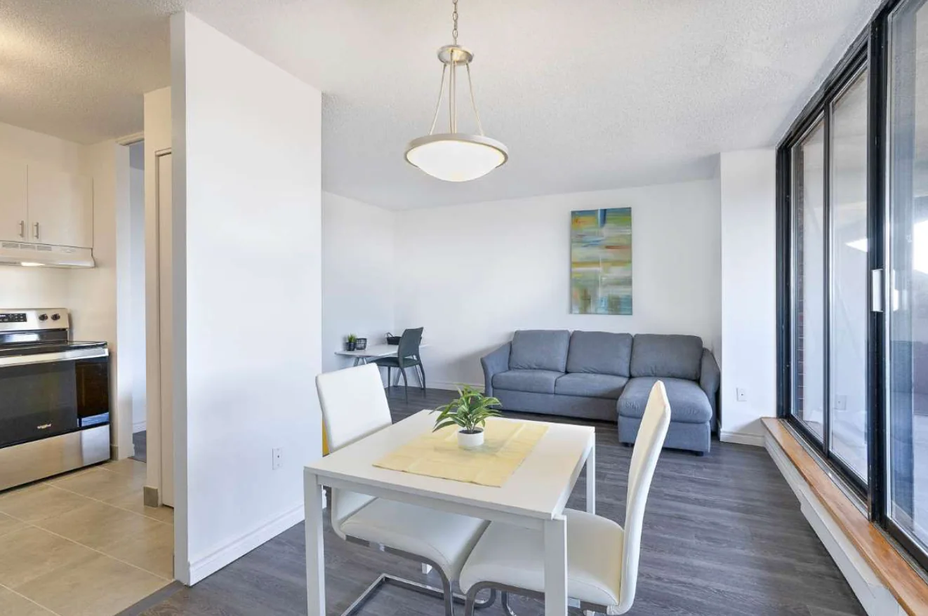 5199 Sherbrooke E. — 5