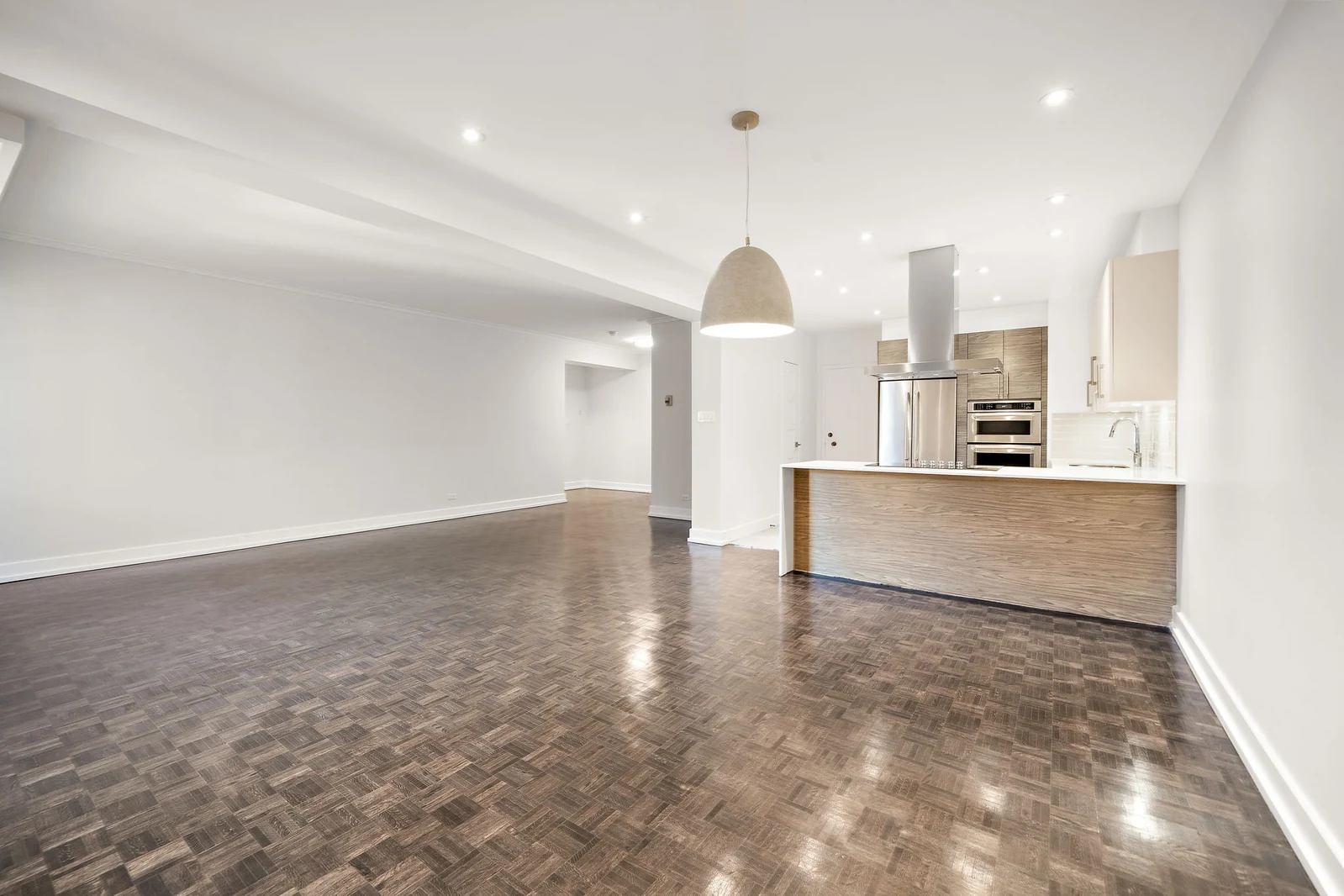3465 Rue Redpath