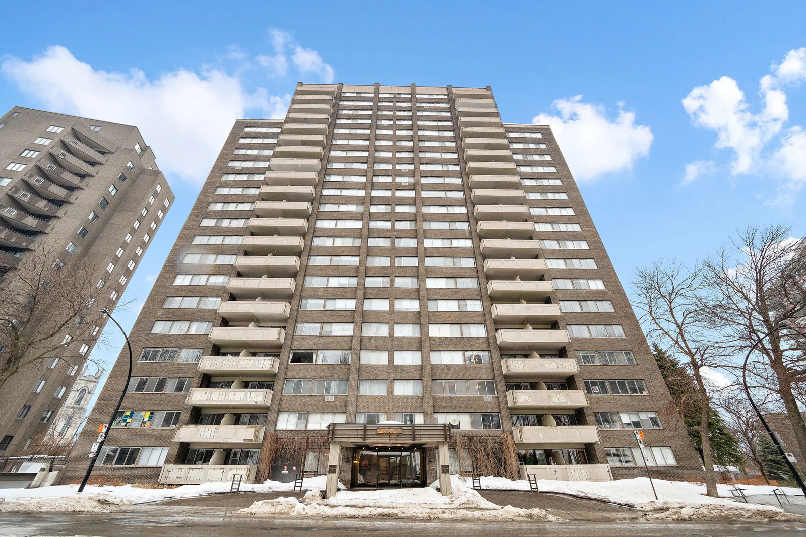195 Ch. de la Côte-Ste-Catherine — photo 1